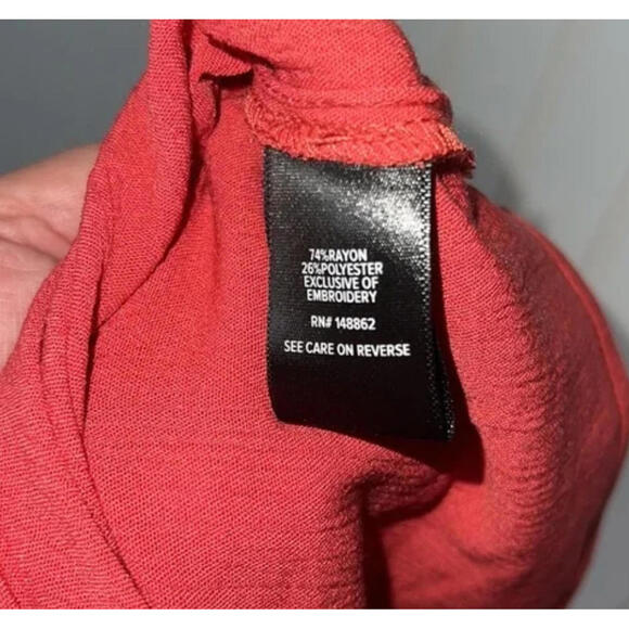 Torrid Crinkle Gauze Embroidered Peasant Blouse Top NWT 1 1X - Picture 6 of 6